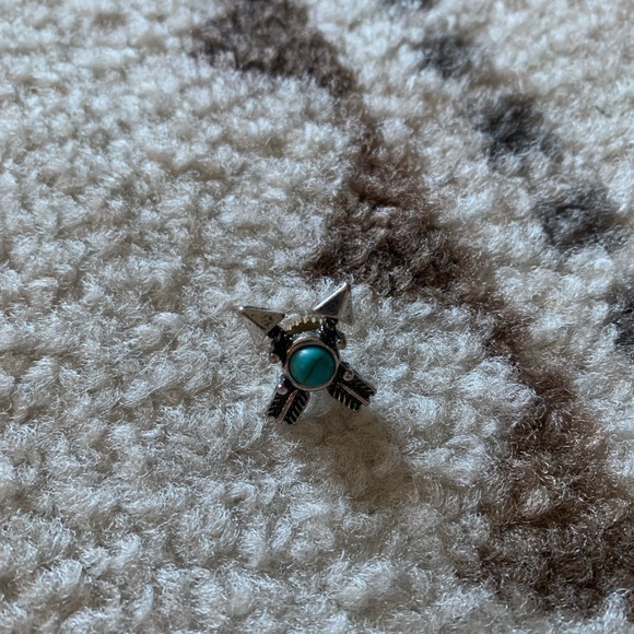 Faux Turquoise Arrow Pin - Picture 2 of 3